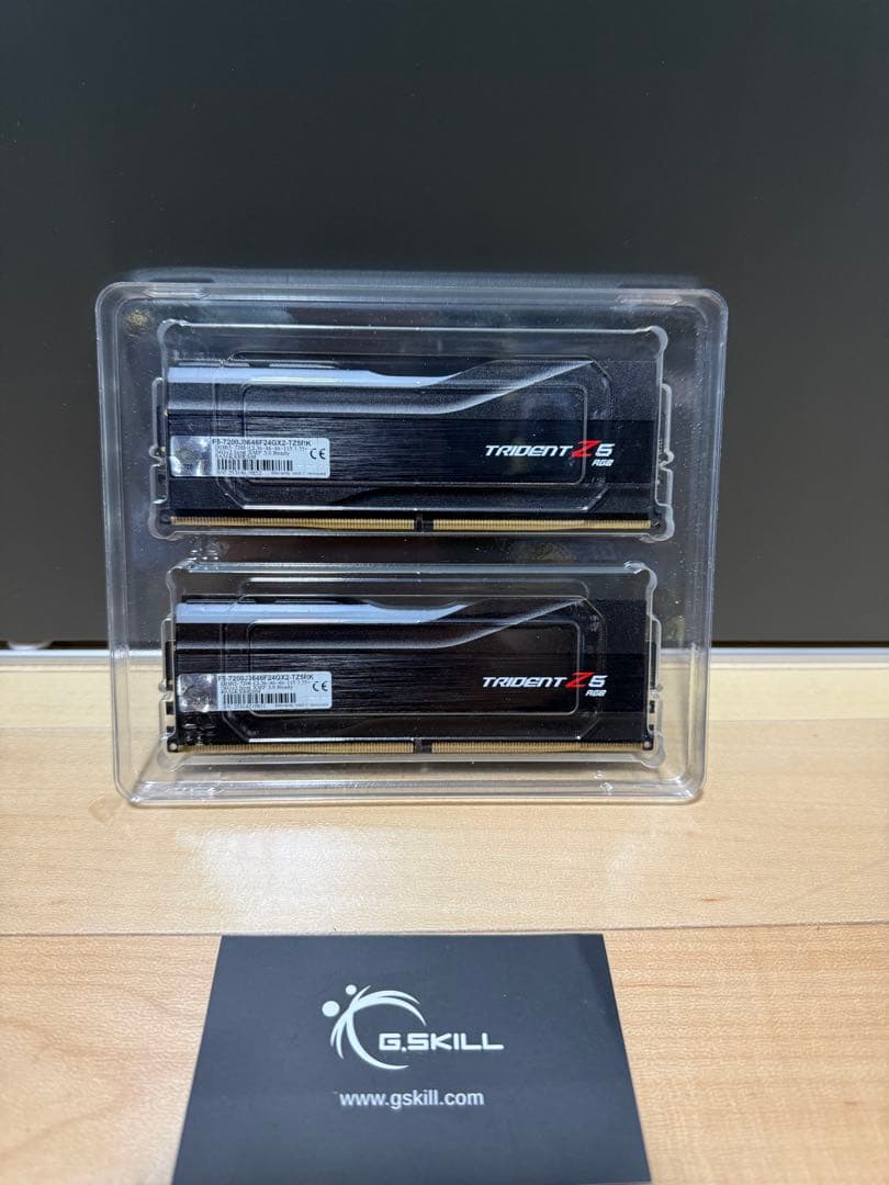 メモリー G.SKILL TRIDENT Z5 RGB DDR5 7200MHz 48GB