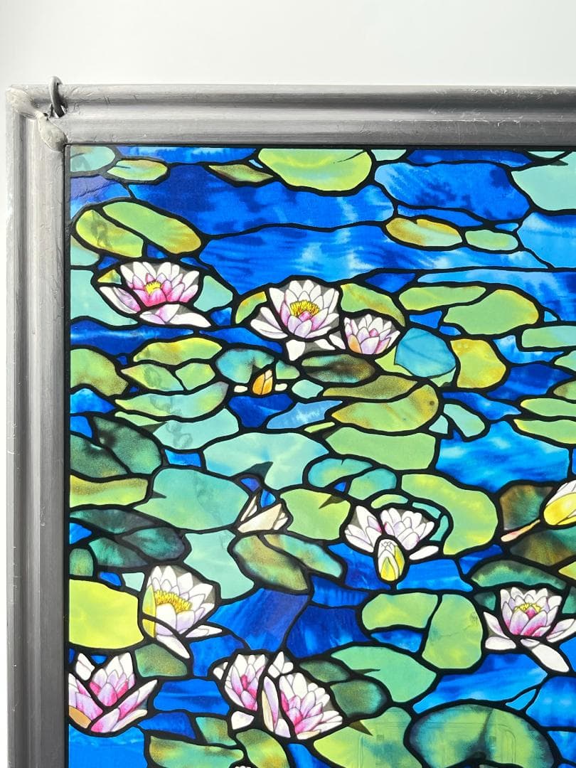 グラスマスターズ社 ステンドグラス 睡蓮