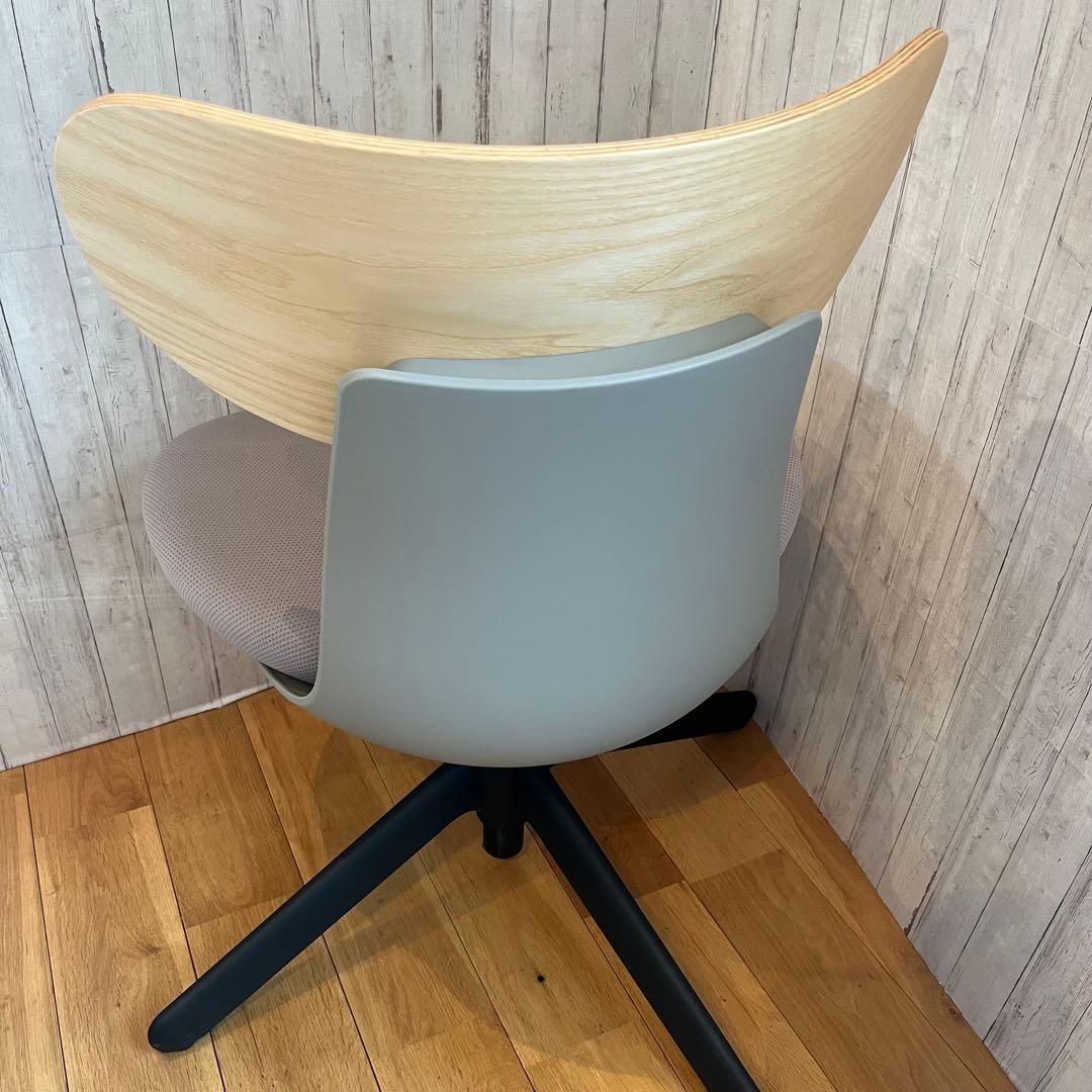 コクヨ ingLIFE イングライフ 4本脚／ミディアムグレージュ