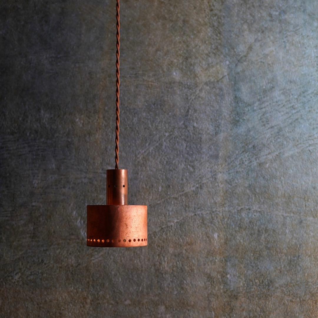 銅のペンダントライト