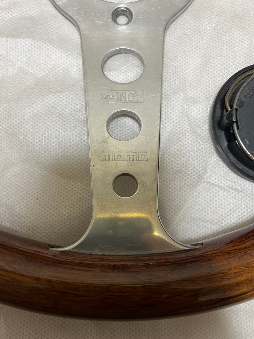 Momo Super Indy ステアリングホイール