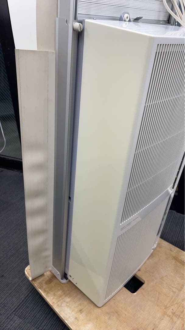 ★中古美品格安！コロナ 冷暖房兼用　ウインドエアコン CWH-A1821