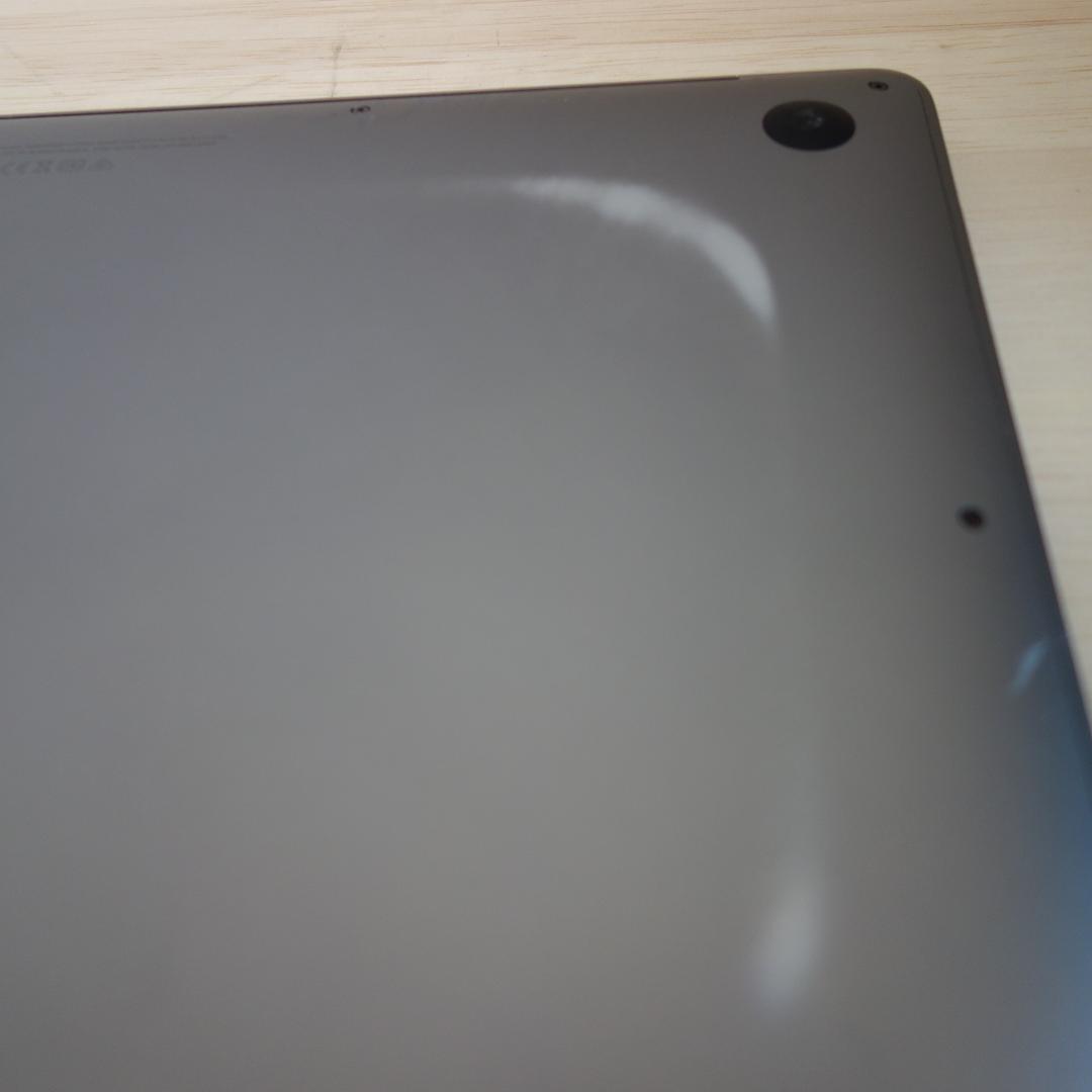 256）MacBook Air 2020 13インチ　/1TB/16GB/i5