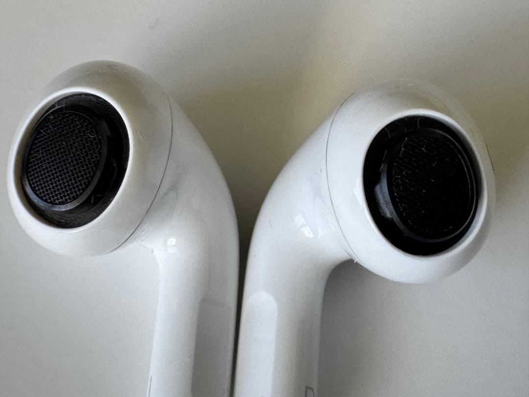 な*ん様 AirPods Pro 2（第2世代Lightning版、MQD83J