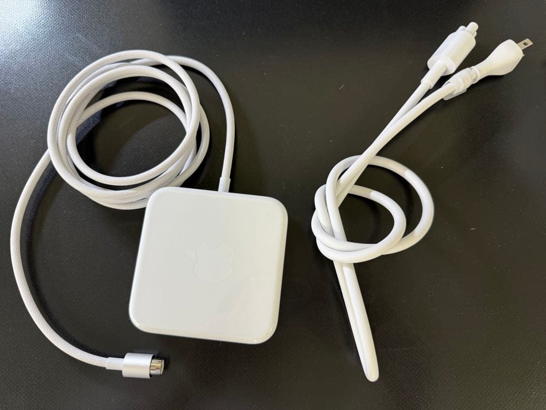 最終値下 シルバー iMac (AppleM4, 16GB, 256GBSSD)