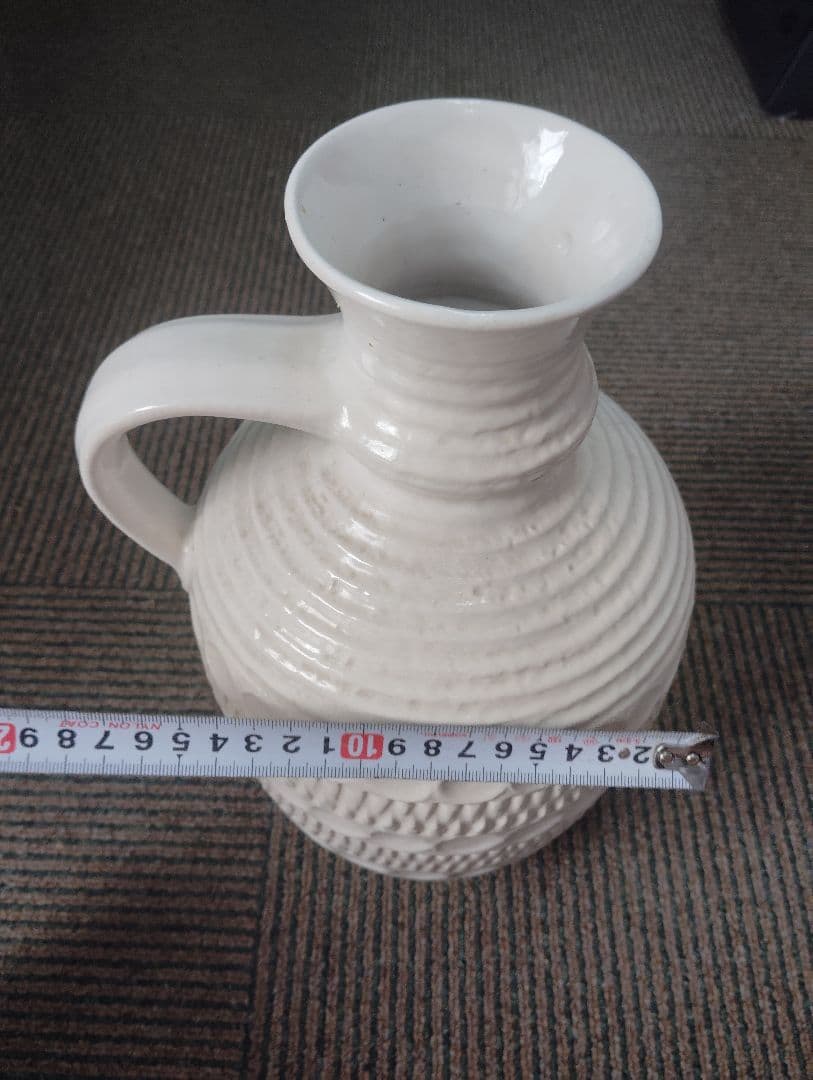 西ドイツ製　アンティークの陶器製の花瓶　一輪挿し　フラワーベース　ビンテージ