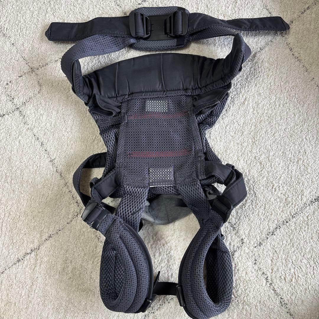 ベビーキャリア　ベビービョルン　ハーモーニー　抱っこ紐