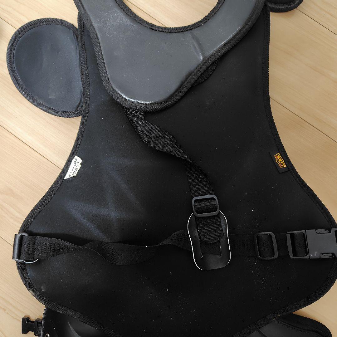 ZETTプロステイタス軟式用 キャッチャー防具セット ブラック