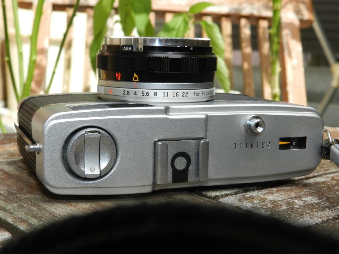 極美品　OLYMPUS TRIP 35 フィルムカメラ　即撮影可