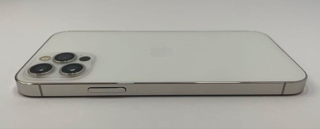 iPhone 12 Pro 256GBシルバー 美品 動作良好バッテリー100%