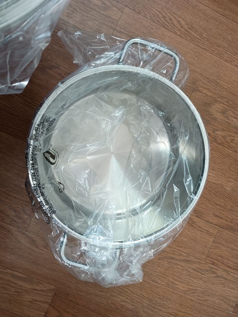 未使用　WMF ProfiSelect 両手鍋 、スチーマー、片手鍋