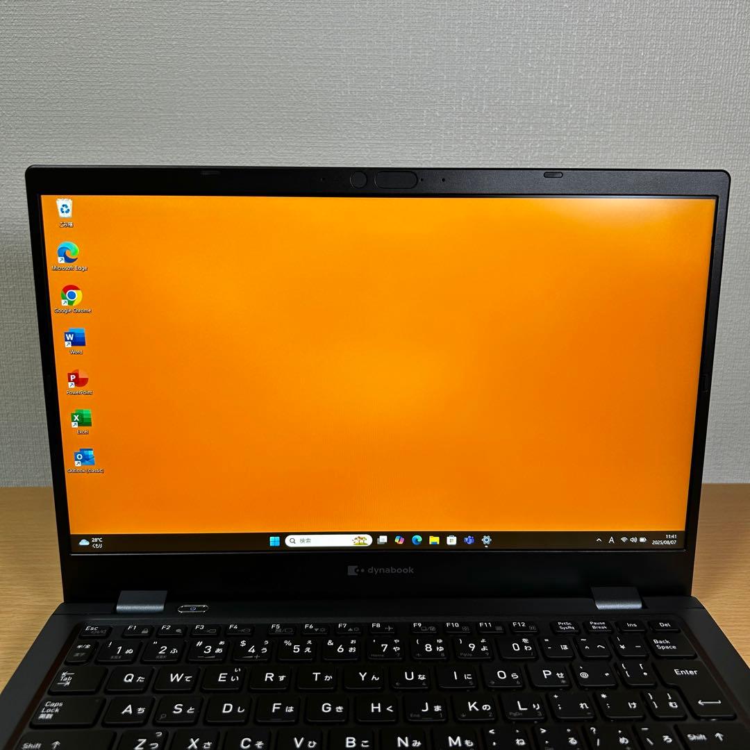 美品 東芝 TOSHIBA dynabook G83/HS i7 16GB