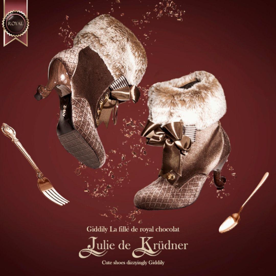 美品★完売品★mayla classic★ショートブーツ★ファー★猫脚ヒール