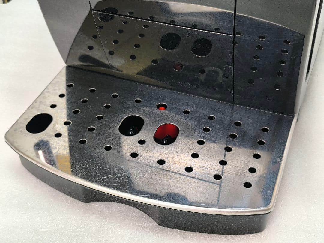 デロンギ　コンパクト全自動コーヒーマシンマグニフィカS ECAM22112B　9