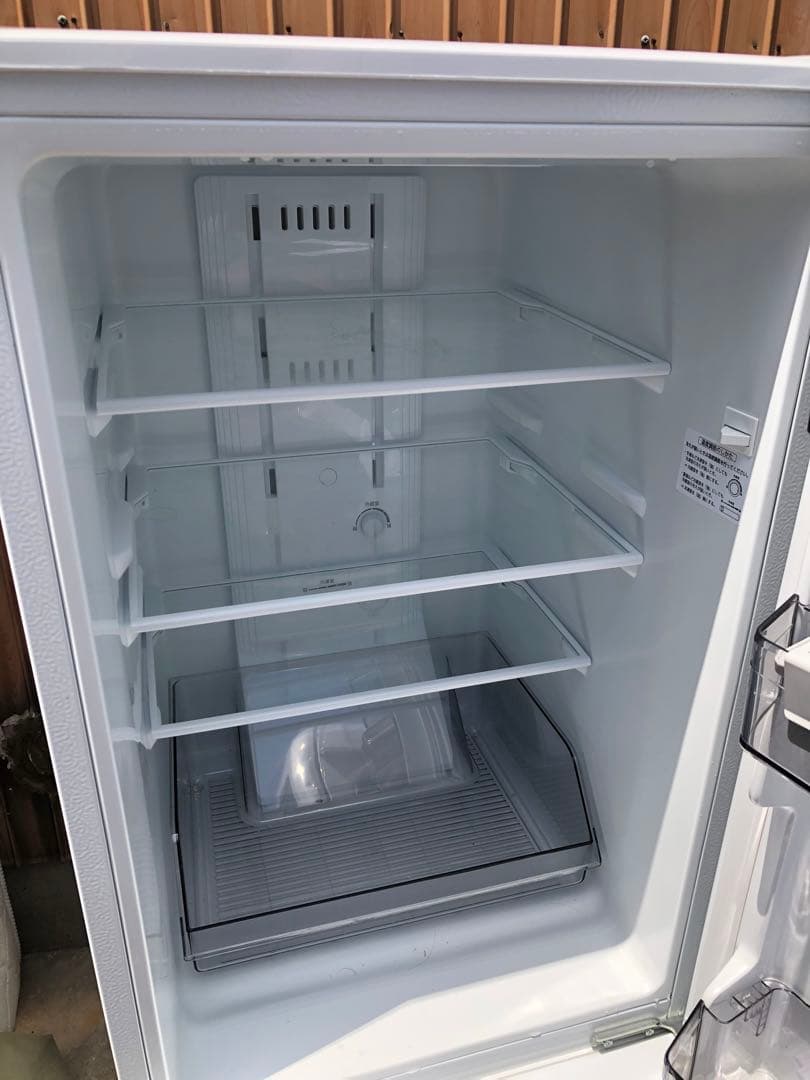 TOSHIBA 冷蔵庫 GR-V15BS ホワイト2024年