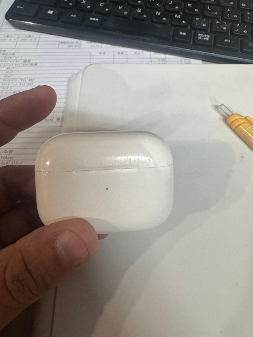 AirPods Pro 第一世代　本体 ホワイト ケース