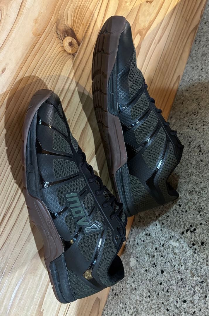inov8 f-lite 235 イノヴェイト　 inov-8 メトコン