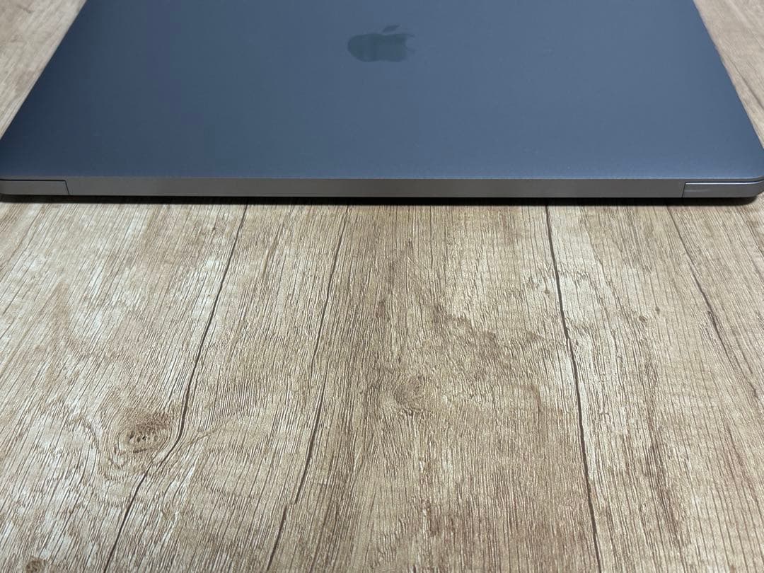 もーMacBook Air 2019 / touchID / 16GB