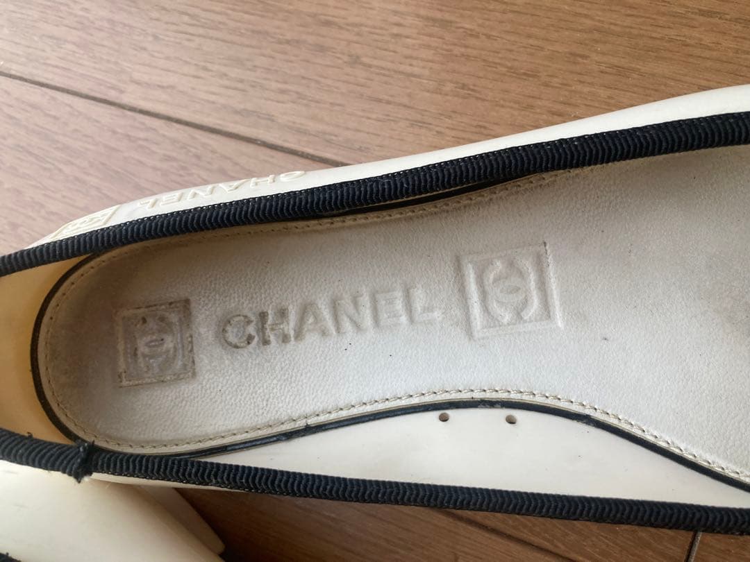 CHANEL バレエシューズ ホワイト/ブラック　塩化ビニール