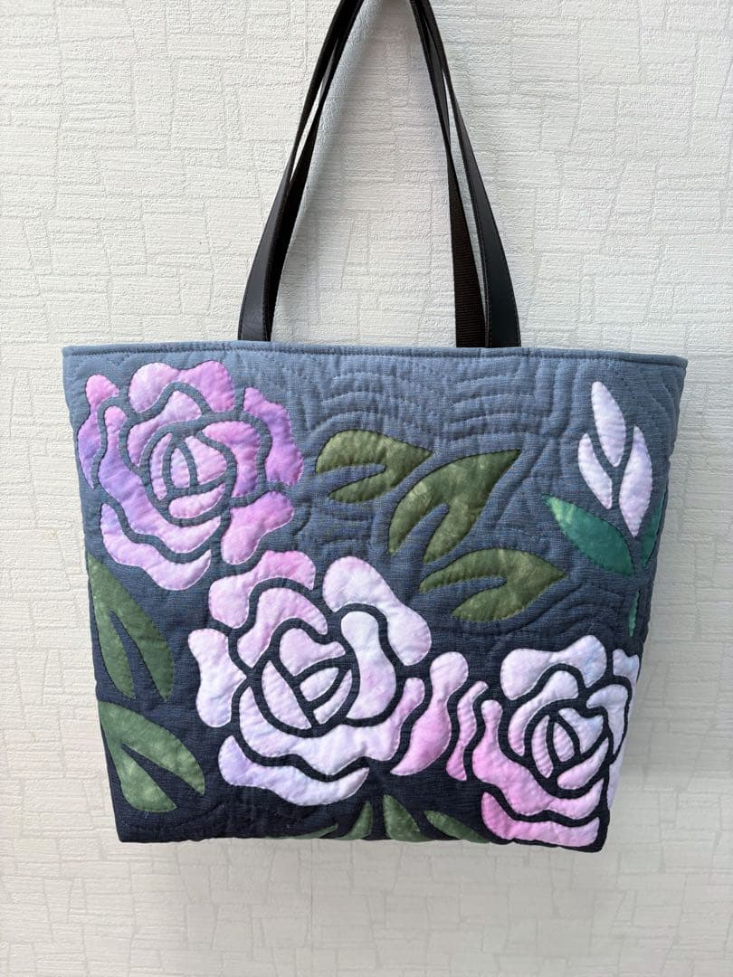 【ミーチャン】　ハワイアンキルトトートバッグ　バラ