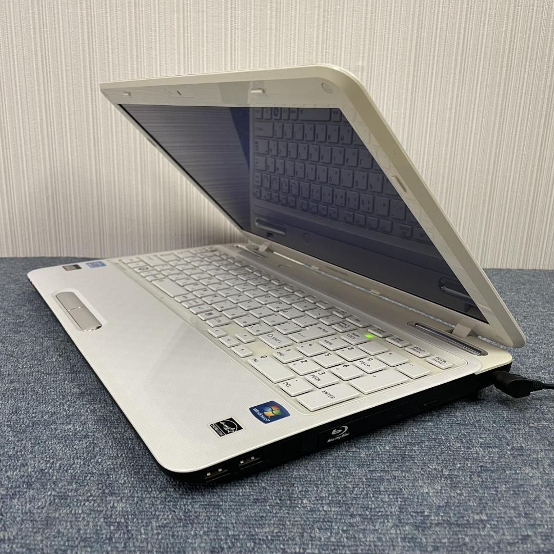 ノートパソコン　Windows11　オフィス付き　SSD搭載　Blu-ray