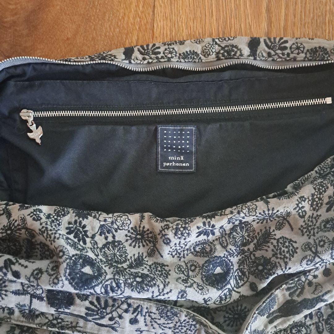 ミナペルホネン 希少 celebrate 刺繍バッグ＊最終価格