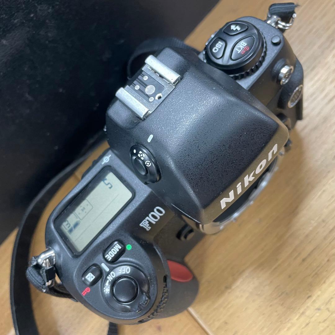 動作品 NIKON F100 フィルムカメラ 一眼レフ ボディ