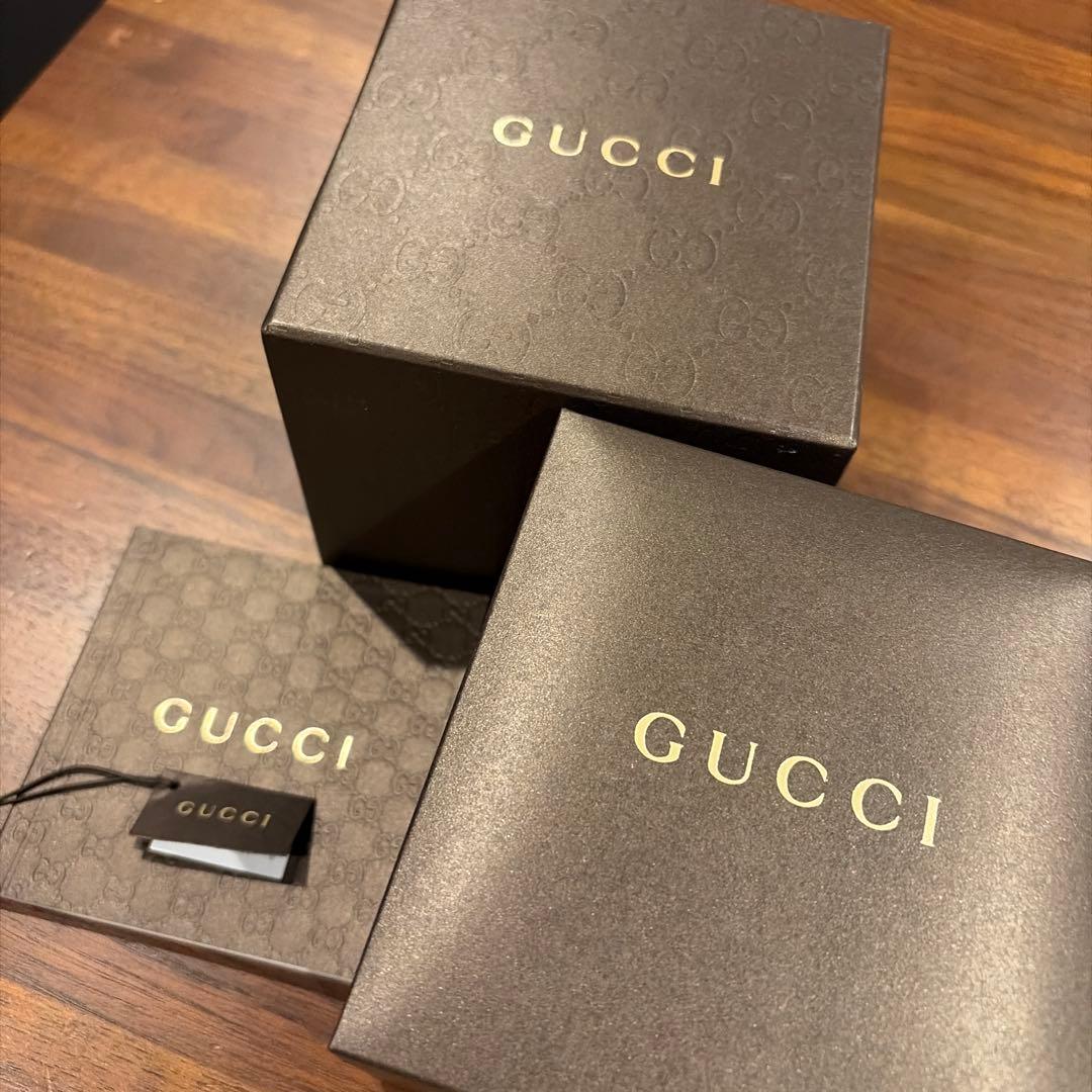 GUCCI ステンレススチール ピンク腕時計