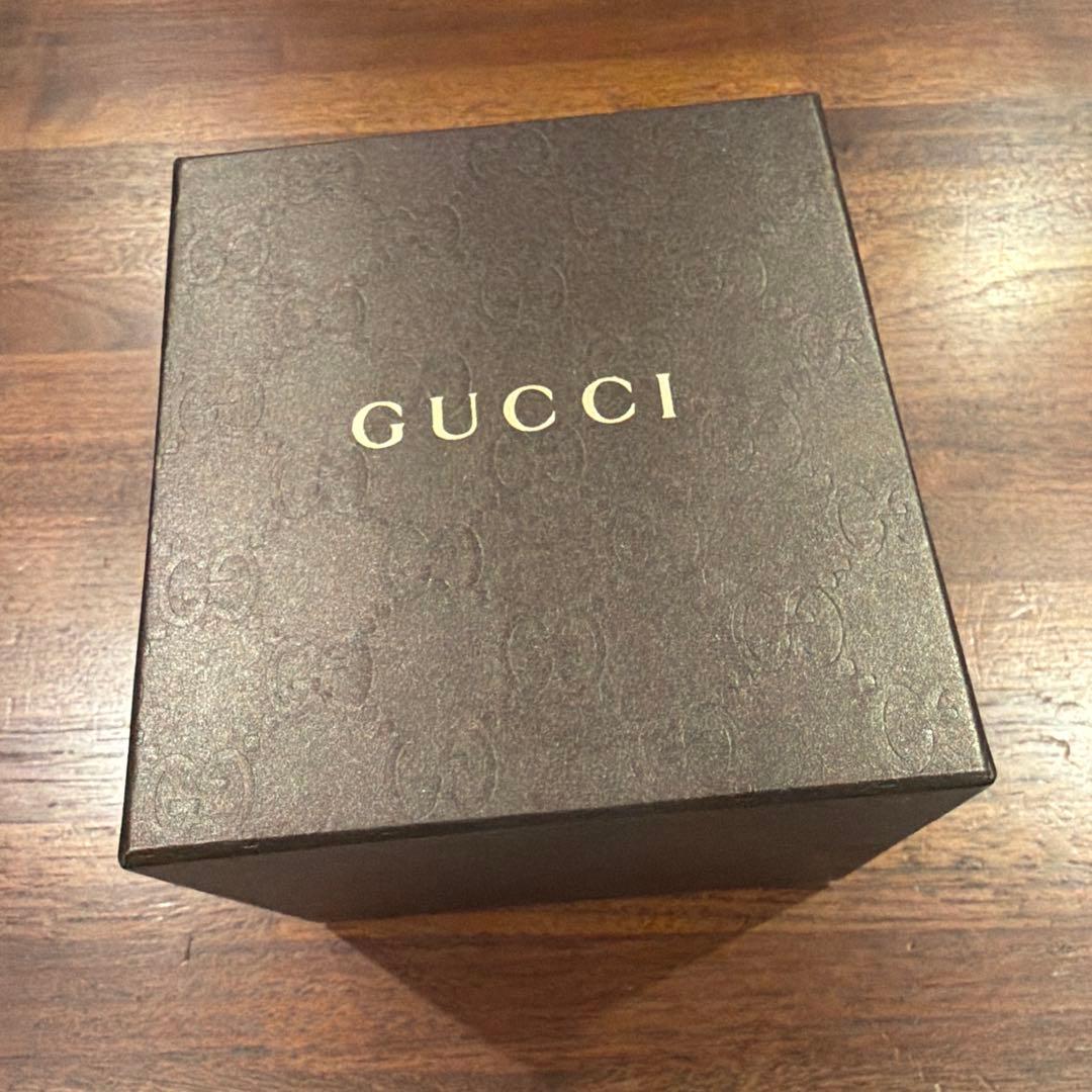 GUCCI ステンレススチール ピンク腕時計