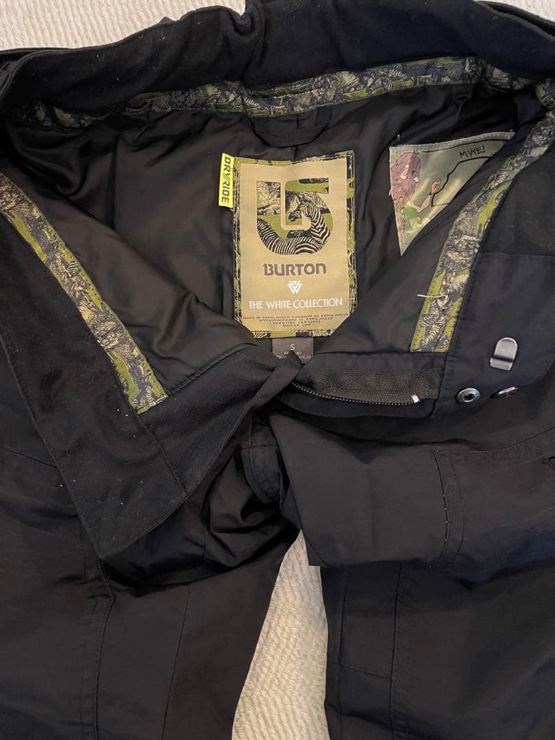 BURTON キッズ用スノーボードウェア（122～135cm）