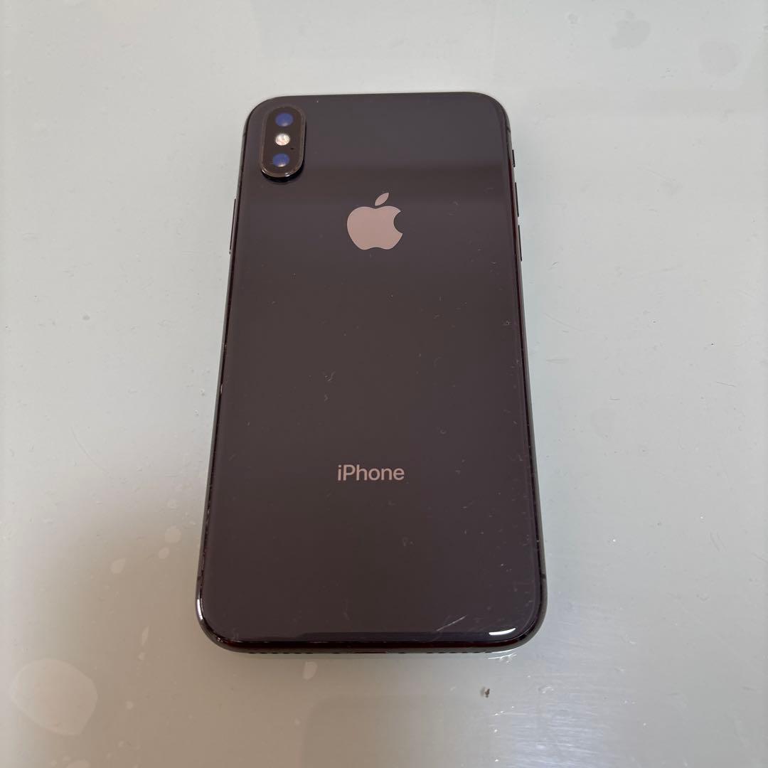 iPhone10 スペースグレイ 64GB ケース付