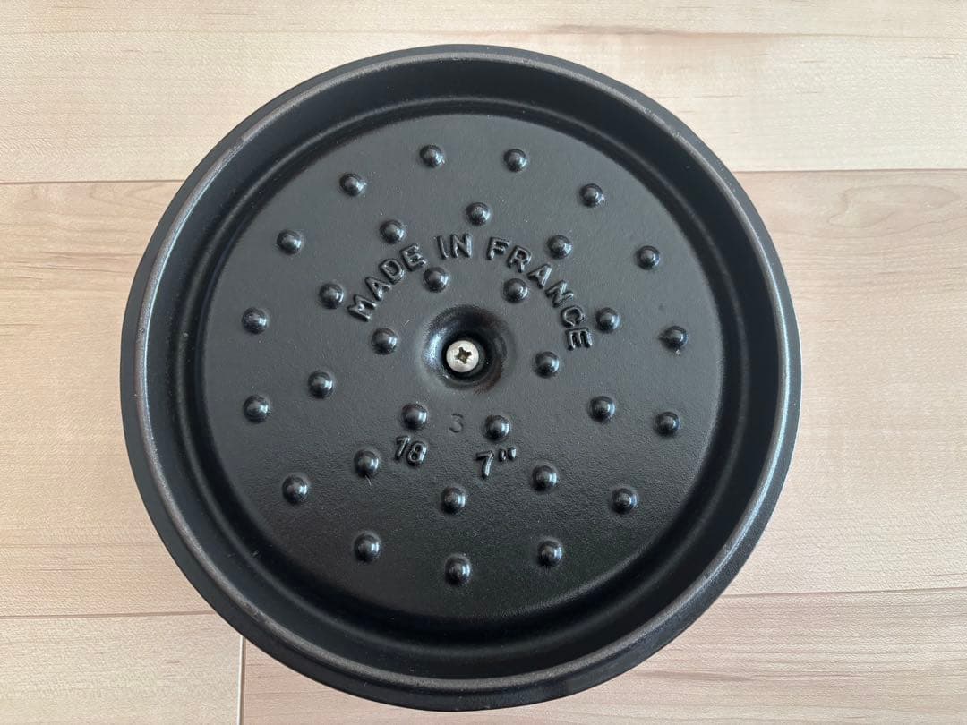 STAUB ラ・ココット チェリー　両手鍋　18センチ