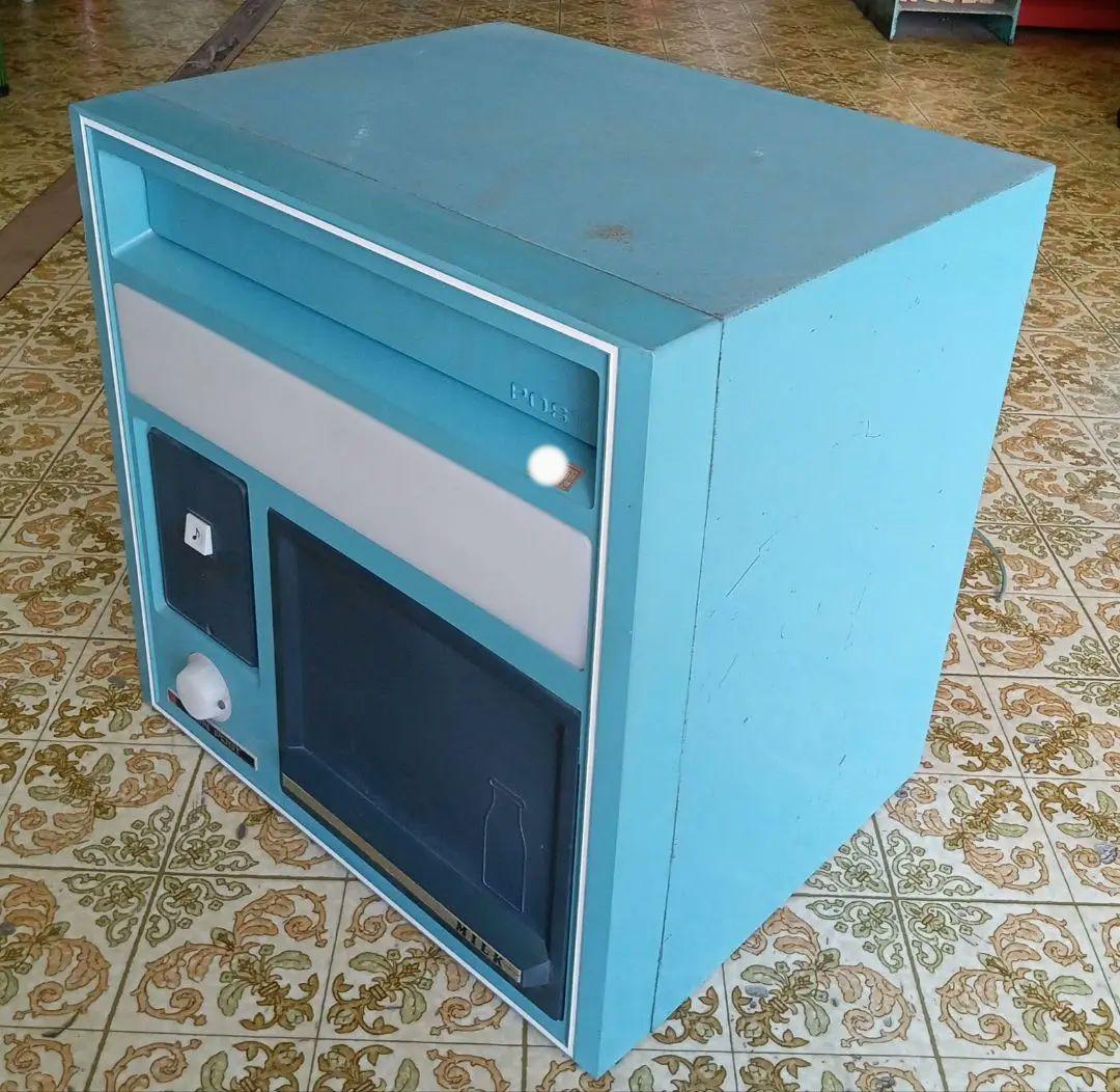 昭和レトロなサインポスト