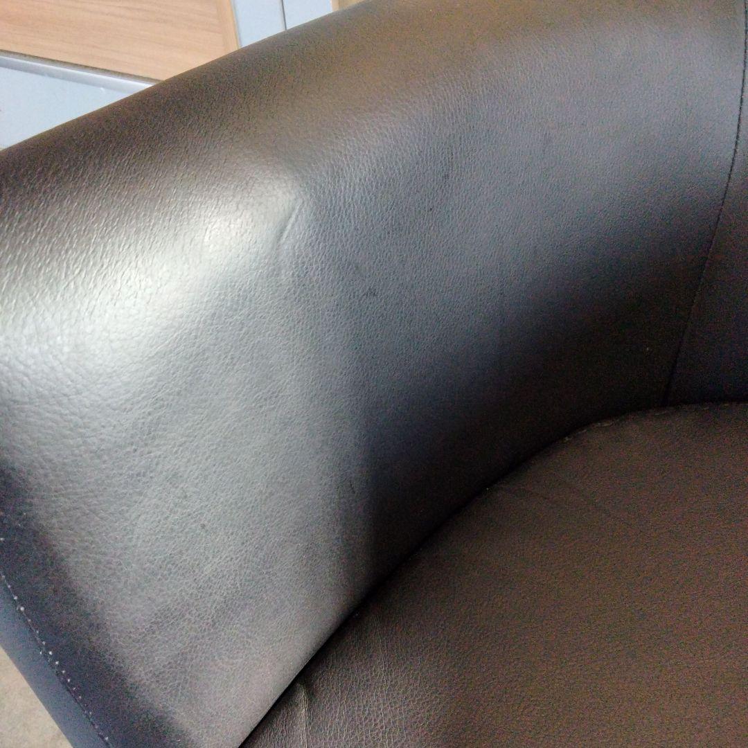 10 IKEA　合皮レザー　アームチェア　1人掛けソファ