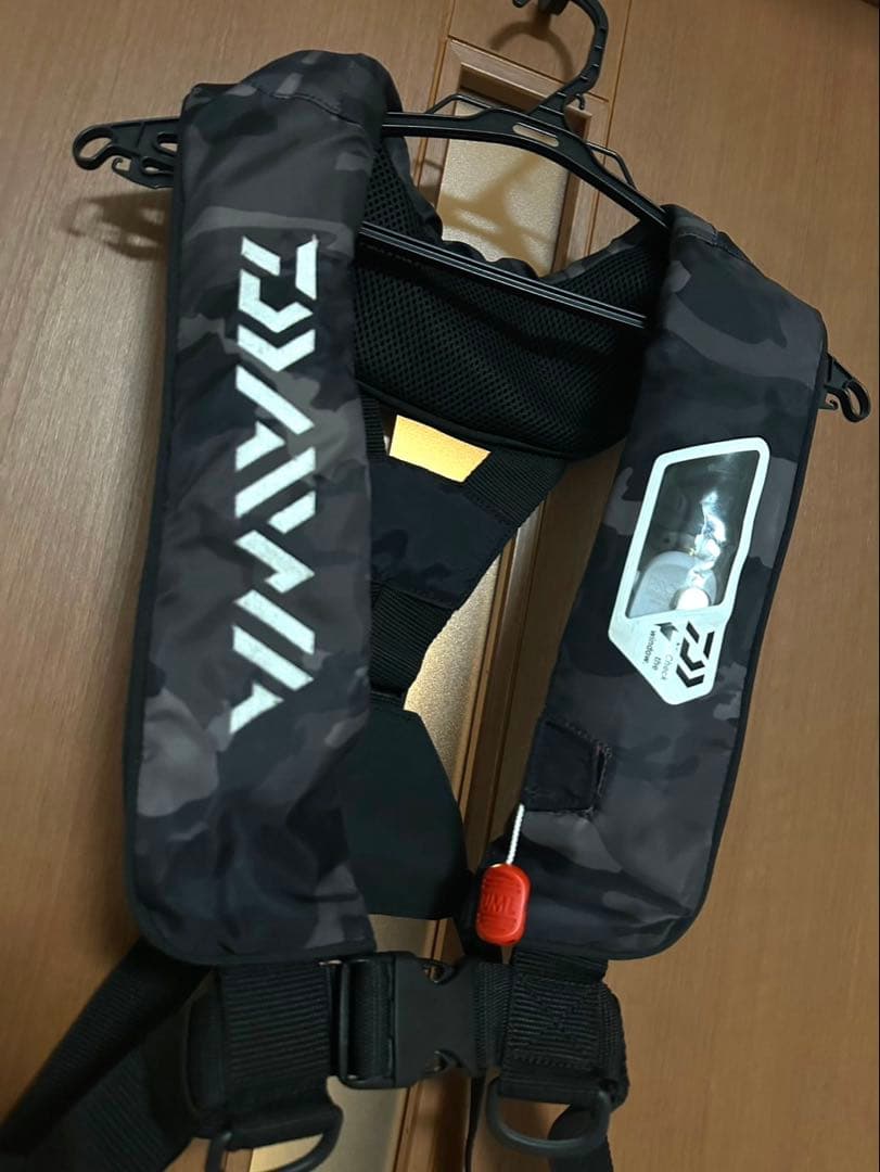 Daiwa自動膨張式 ライフジャッケット DF-2007