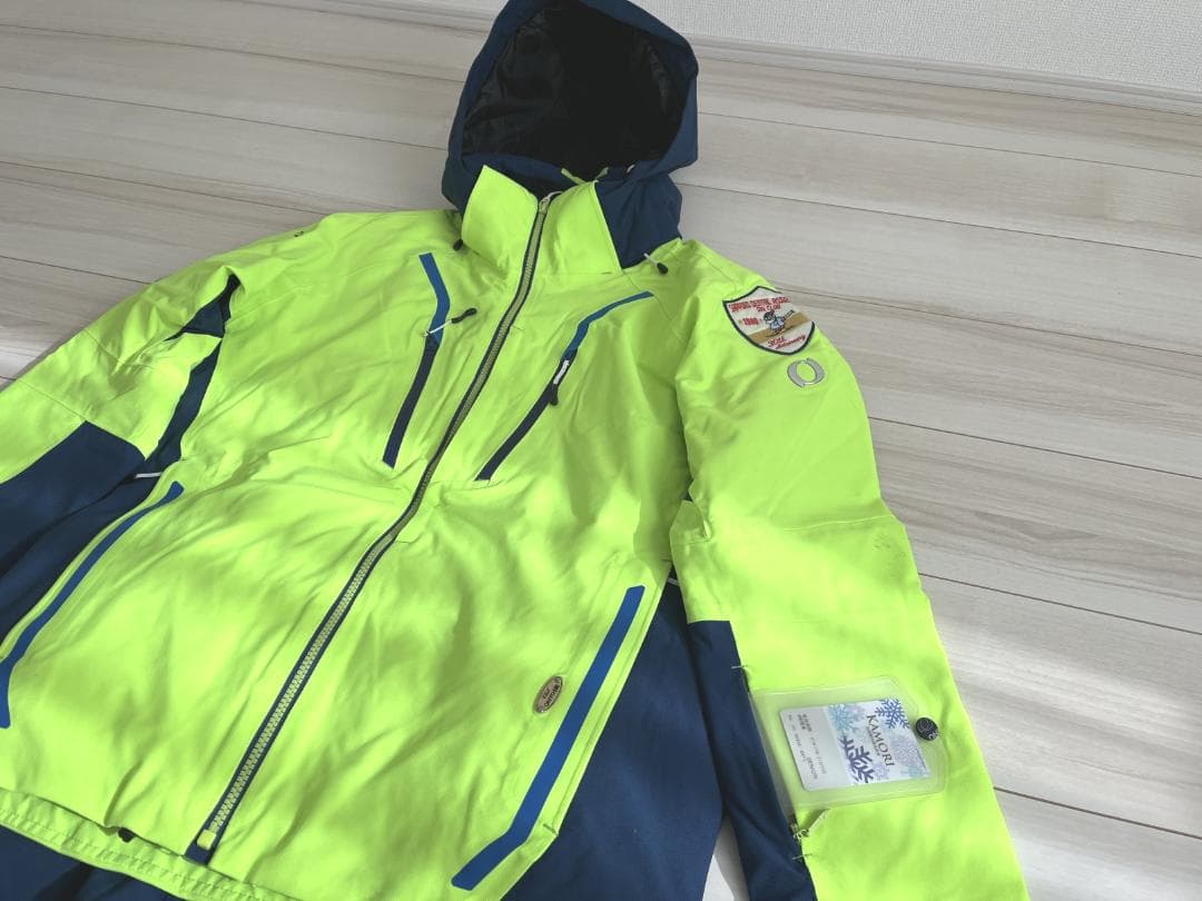 【上下セット】Ｍサイズ　ON-YONE スキーウェア 　イエロー/青　ストレッチ