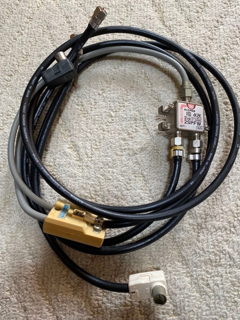 Panasonic TU-BUHD100 本体とリモコンケーブル