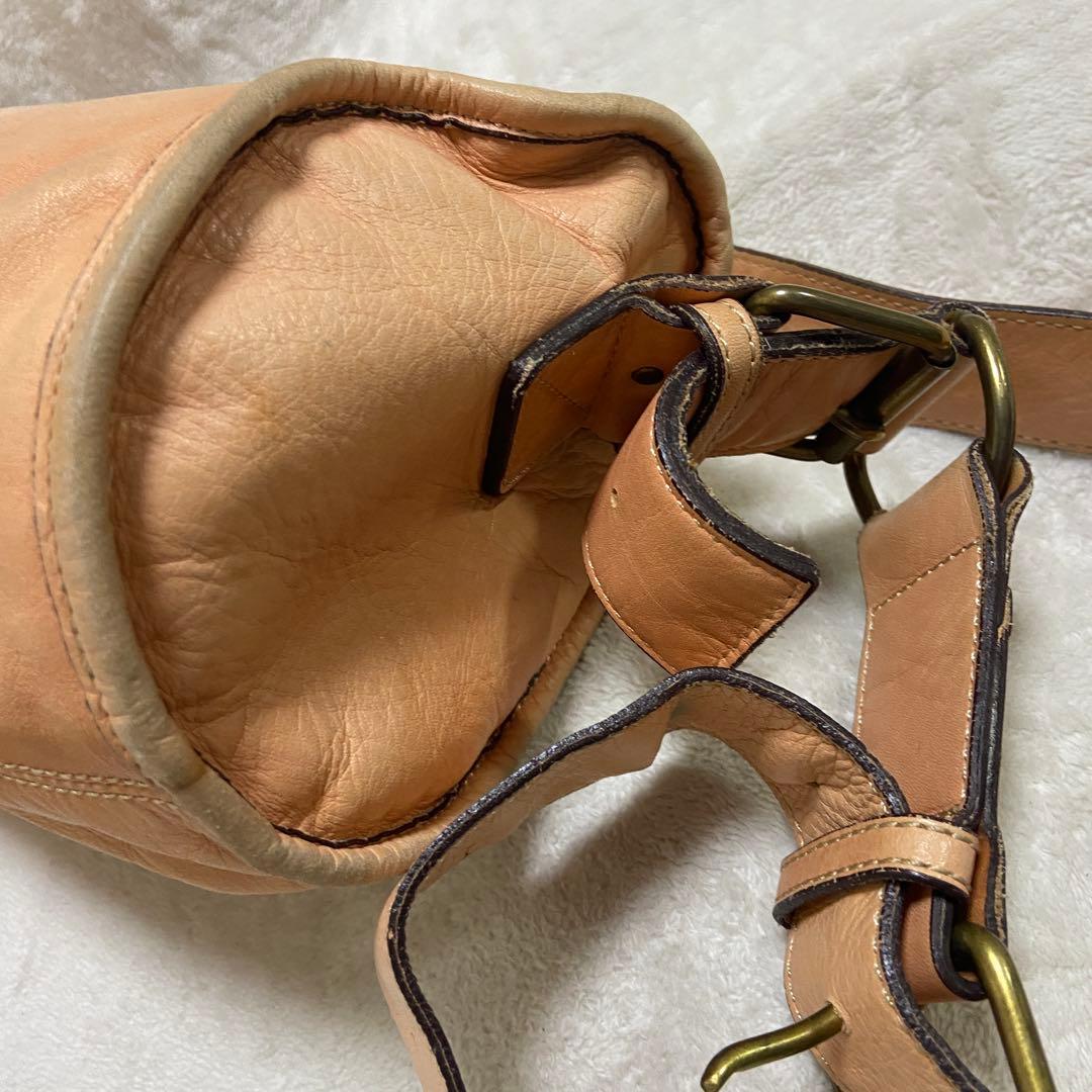 正規品　ヴィヴィアン　アコード　レザー　ショルダーバッグ　ドラム型　筒形　y2k