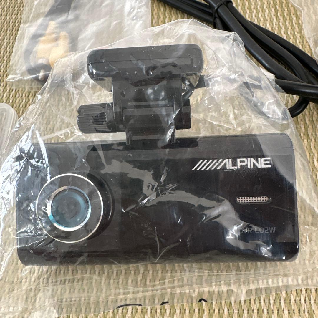 ALPINE ドライブレコーダー　DVR-C02W
