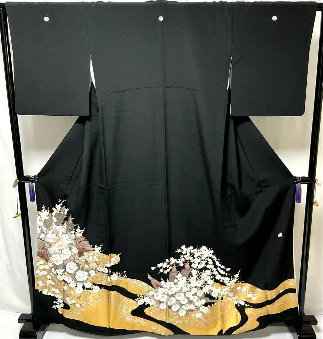 b195 正絹　黒留袖　比翼付　五つ紋　作家物落款　金銀箔　刺繍　着物