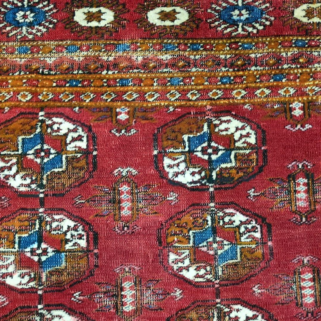 ヴィンテージラグ　パキスタン　トライバルラグ　手織り絨毯　レッド