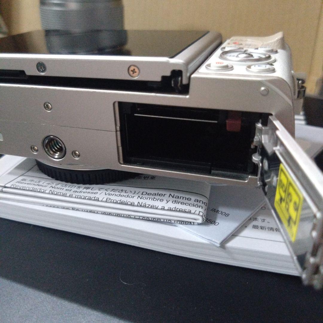 オリンパス PEN E-PL9 ダブルズームレンズキット ミラーレス一眼カメラ