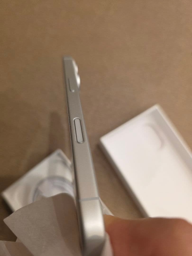 【新品同様】 iPhone17 ホワイト 256GB 本体 Apple