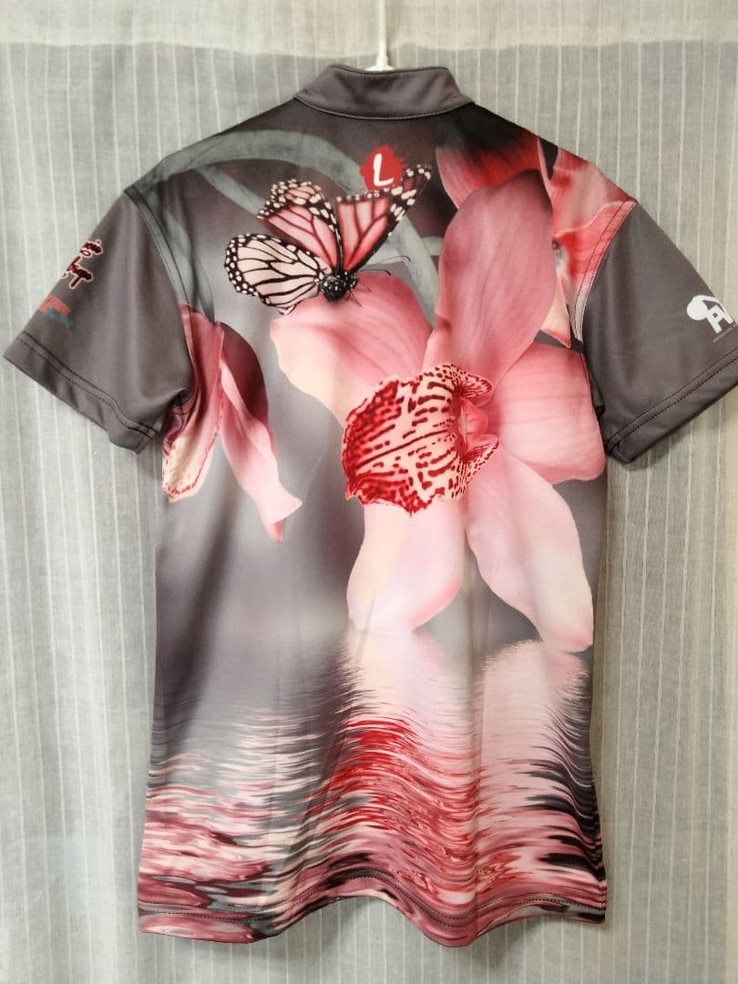 日本未発売　希少　ボウリングウェア　　　レディースMサイズ