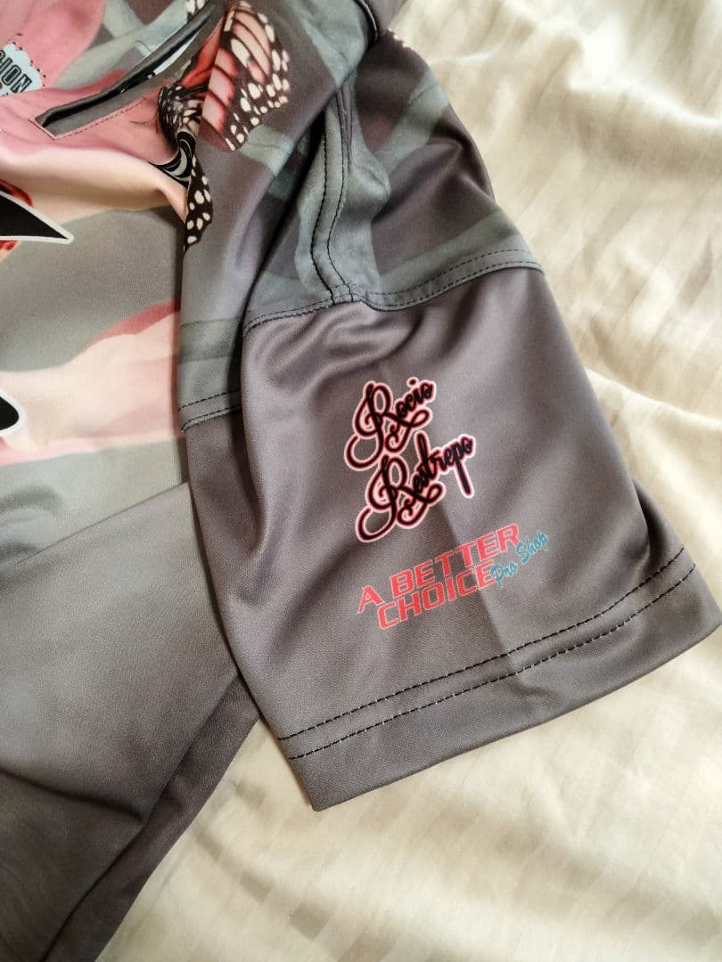 日本未発売　希少　ボウリングウェア　　　レディースMサイズ