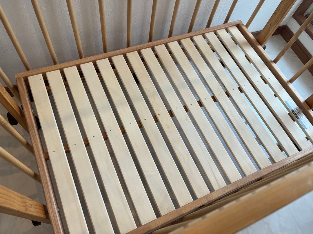 キャノピー付き★ファルスカ　ベビーベッド