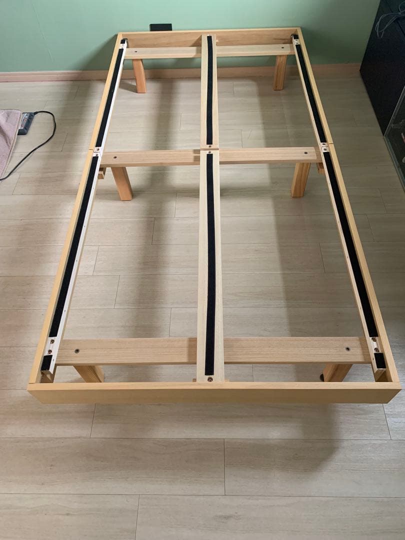 木製シングルベッドフレーム スラット式