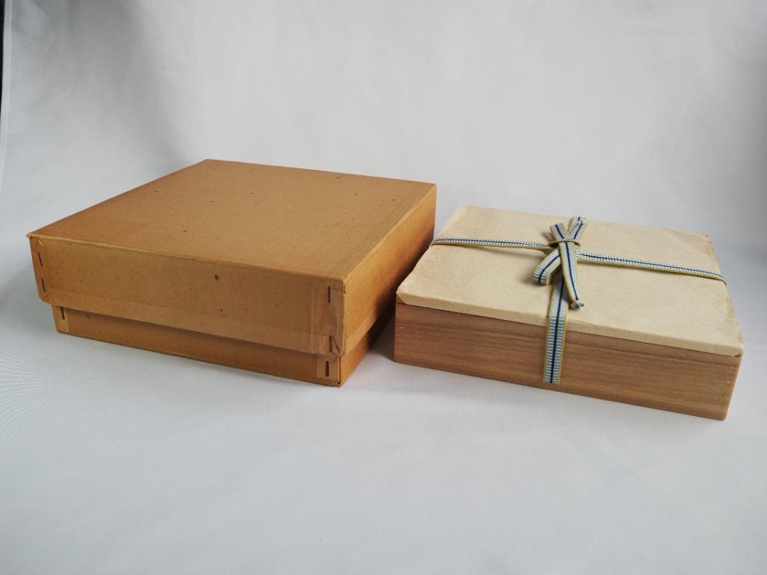 5代川端近左造『宝尽松溜青海盆』（共箱）