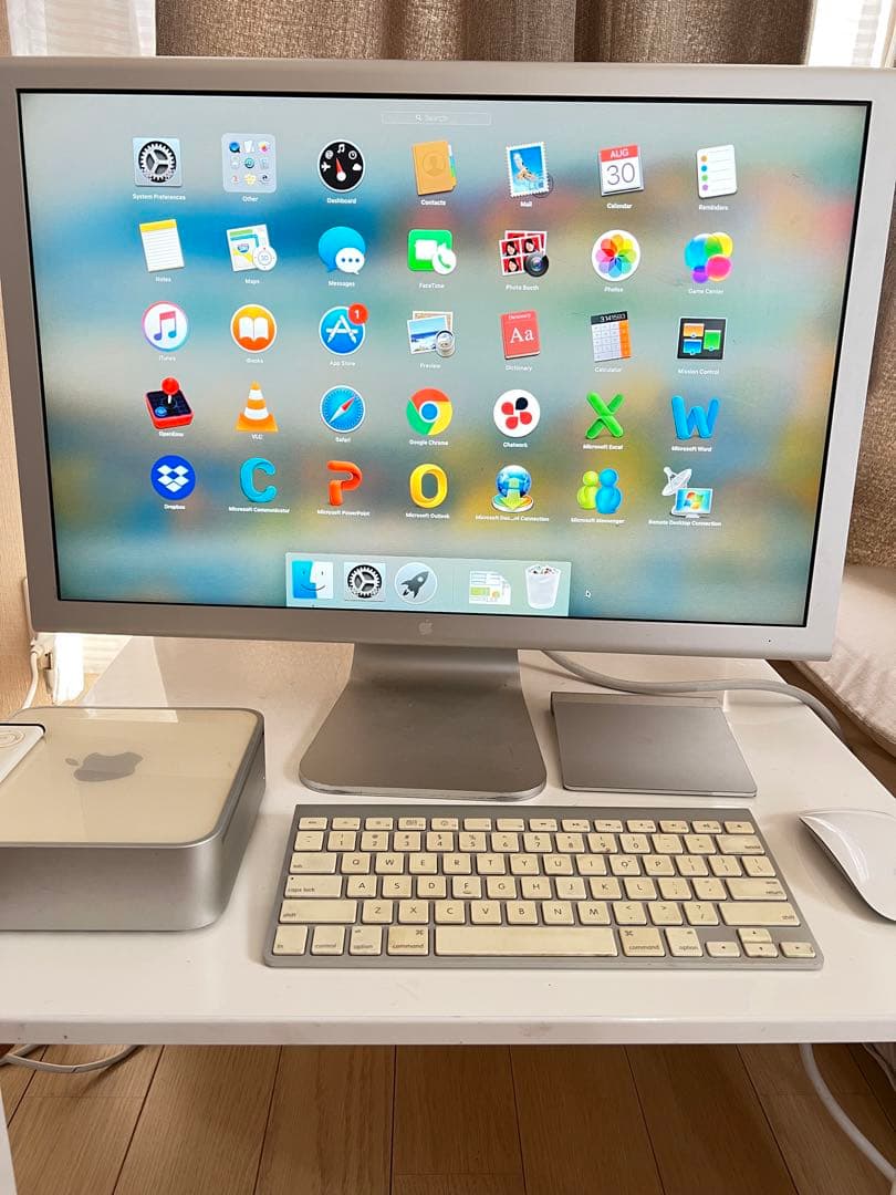 Macデスクトップ Mac Mini (2009)+ Apple Cinema HD Display