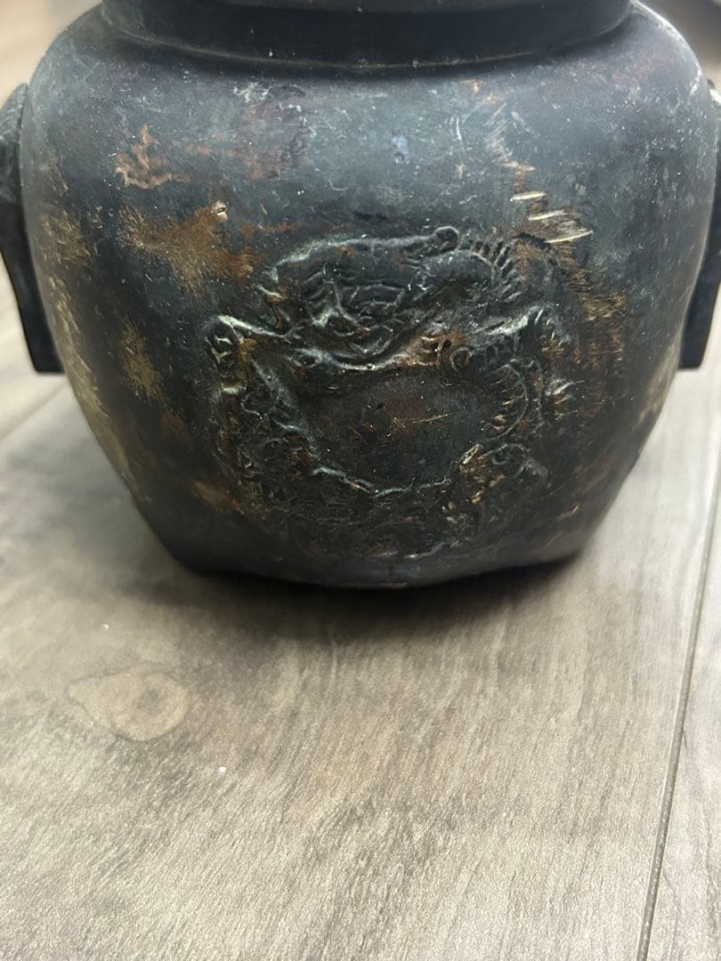 鉢，「大明宣德年製」宣德銅製